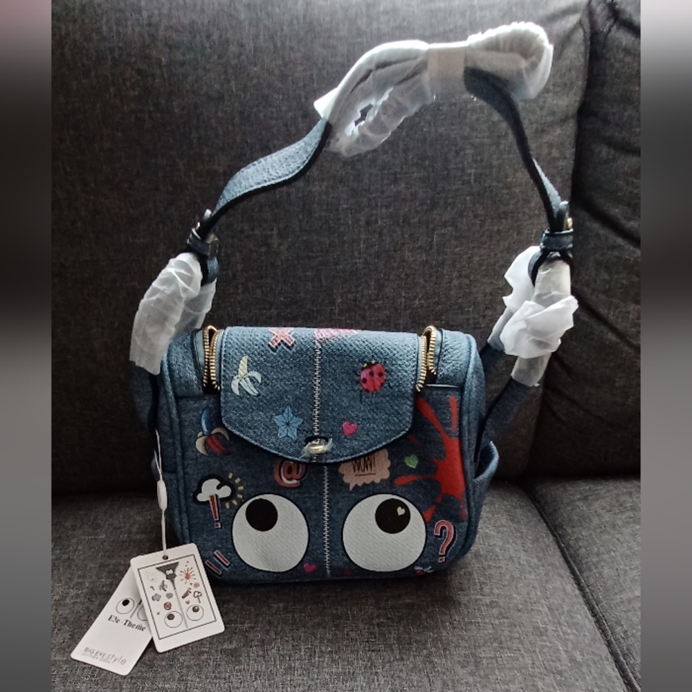 "Eye Theme" Handbag, "Big Eye Style Leather goods" Luxury Designer,Unique Style